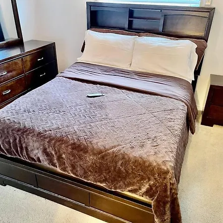 Cozy Modest Home Near Universal Studios/Volcanobay